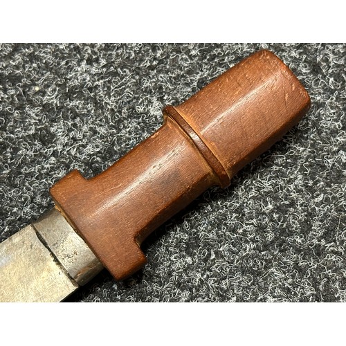 3336 - Dagger with single edged blade 245mm in length. No markings. Wooden grip. Overall length 370mm. Comp... 