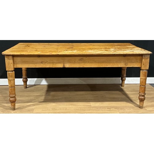 101 - A late Victorian pine country house servants' quarters or farmhouse dining table, 77cm high, 191cm l... 