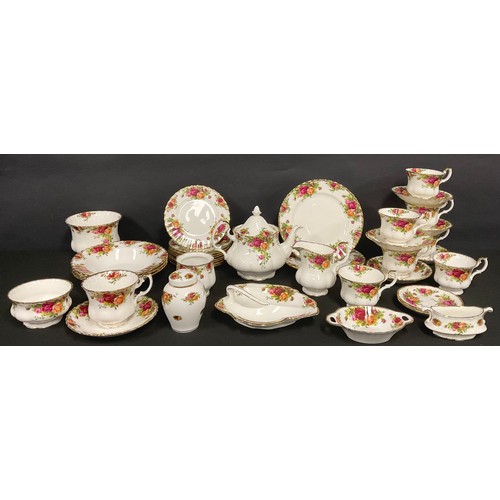 326 - A Royal Albert Old Country Rose pattern part tea set inc assorted size cups and saucers, teapot, mil... 