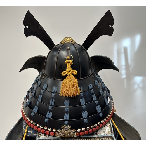 3188 - Suit of Japanese Samurai Armour. Complete with Kabuto Helmet with Maedate (Front decoration), Menpo ... 