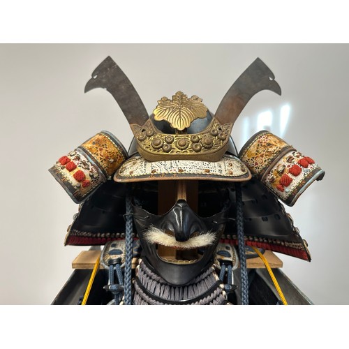 3188 - Suit of Japanese Samurai Armour. Complete with Kabuto Helmet with Maedate (Front decoration), Menpo ... 