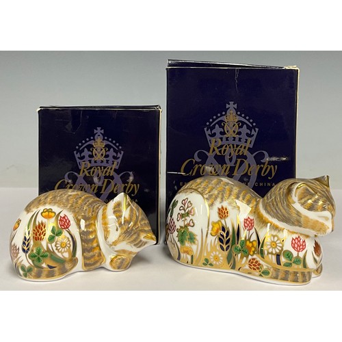 180 - A pair of Royal Crown Derby paperweights, Cottage Garden Cat and Cottage Garden Kitten, gold stopper... 