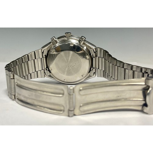 488 - A Seiko Kakumes square eyed citronograph, ref 6138-0030/781057, blue dial and silver subsidiaries, s... 