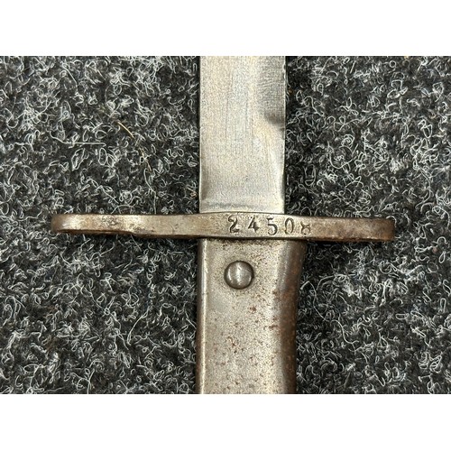 3180 - WW1 Imperial German Ersatz Bayonet, unfullered plain blade 233mm in length, no makers mark. Crossgua... 