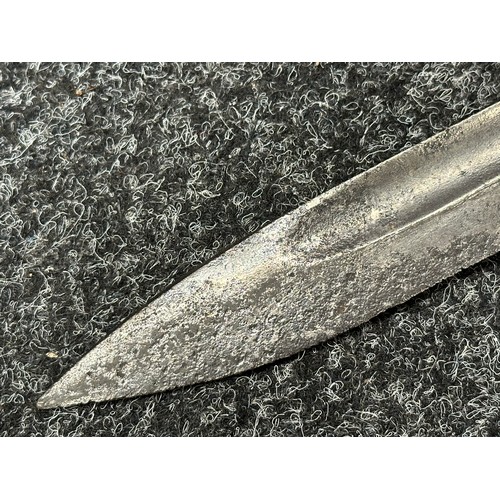 3182 - WW1 Imperial German Butcher Bayonet with single edged fullered blade 365mm in length, maker makered ... 