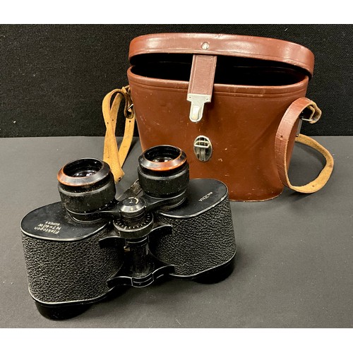 112 - Optical equipment - Binoculars - A pair of Aus Jena Flektogon 7x40 Super S Field Binoculars, cased.