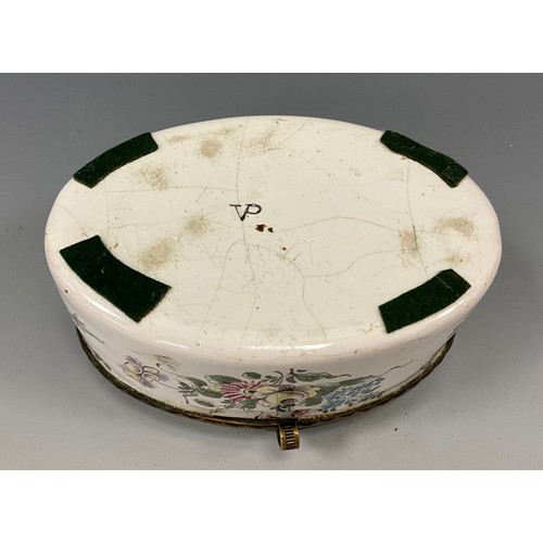 53 - A George III South Staffordshire enamel table snuff box, hinged cover painted with a mother and daug... 