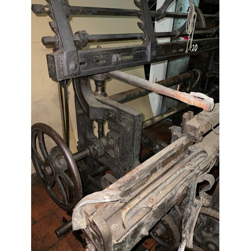 60 - A Yorkshire cross-bar weaving loom, 147cm high x 215cm wide x 110cm deep.

***Please note this lot i... 