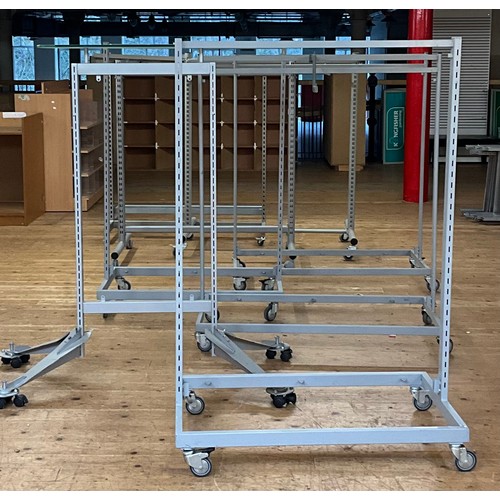 118 - A quantity of shop display clothing rails (8)
***Please note this lot is located in an area with res... 