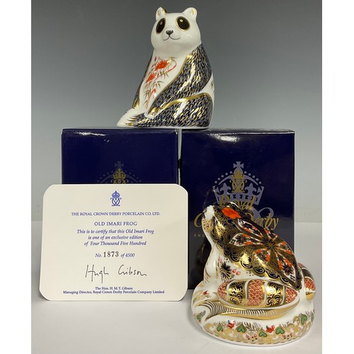 5124 - A Royal Crown Derby paperweight, Old Imari Frog, decorated in the 1128 pattern, exclusive limited ed... 