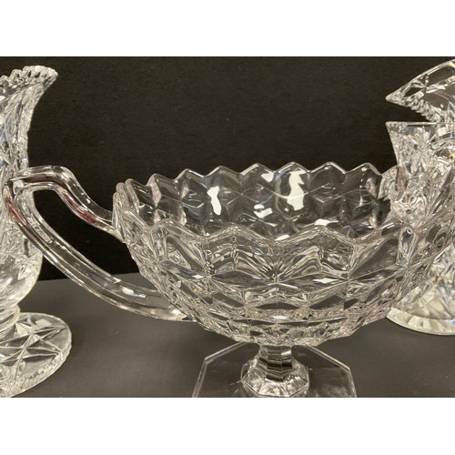 331 - A twin handled Fostoria cube glass pedestal fruit bowl, octagonal foot, 21cm diameter not including ... 