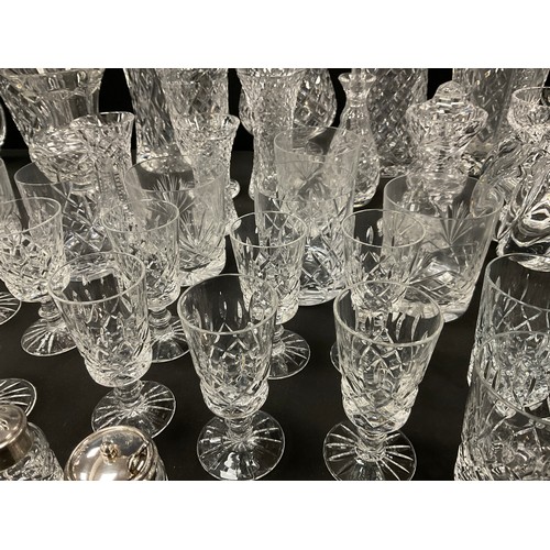 478 - Glass ware - Waterford cut glass crystal vases and other similar; qty.