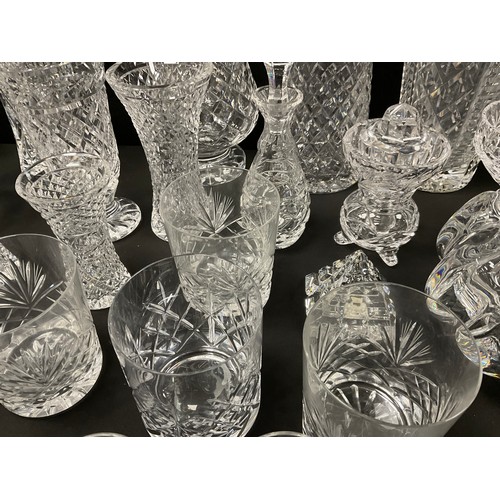 478 - Glass ware - Waterford cut glass crystal vases and other similar; qty.