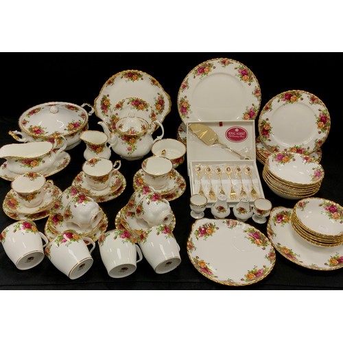 537 - Royal Albert 'Old country roses' table service for six comprised of; a tea pot, milk jug, sugar bowl... 