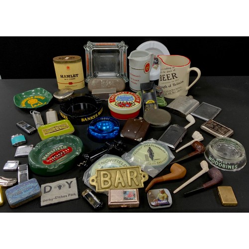 602 - Breweriana and smoking interest - pub ashtrays including; Wills Woodbines, Banks Beers, Mansfield Be... 