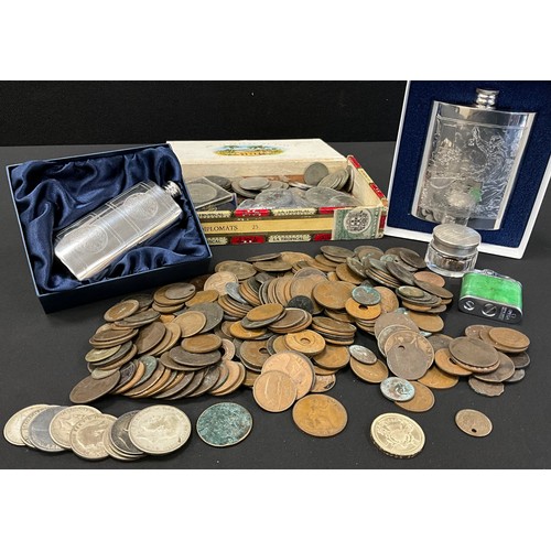 650 - Coins & Tokens - George III penny others Victorian and later, florins, crowns, half crowns, farthing... 