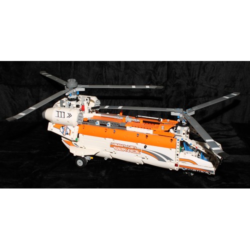 6522 - Lego - Technic, 9396 Helicopter, unboxed;  42052B Heavy Lift Helicopter, unboxed; 42052 Heavy Lift H... 