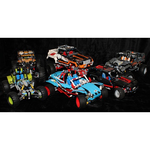 6523 - Lego - Technic, 9398 4X4 Crawler, unboxed; 8081 Extreme Cruiser, limited edition, 8297 Off-Roader, u... 