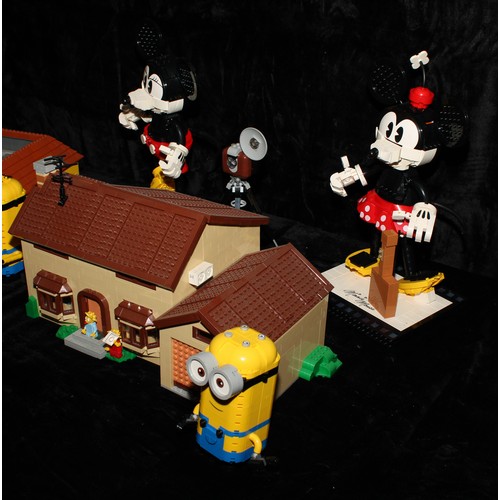 6526 - Lego - The Simpsons, 71006 The Simpsons House, unboxed; 71016 The Kwik-E-Mart, unboxed; Disney, 4317... 