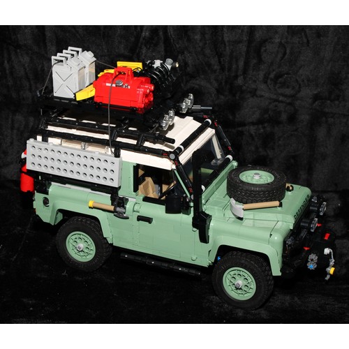 6482 - Lego - Icons, 10317 Land Rover Classic Defender 90, Technic, 42110 Land Rover Defender, unboxed; 421... 