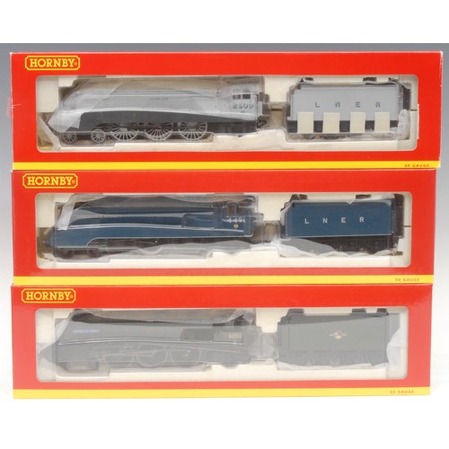 6249 - Hornby Model Railways - R2965 LNER 4-6-2 Class A4 'Silver Link', Seventy Fifth Anniversary of the Si... 