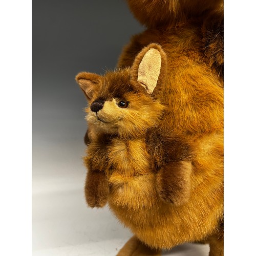 6326 - Charlie Bears - CB161678 Bouncer and Skip, Kangaroo and Joey, exclusively designed by Isabelle Lee, ... 