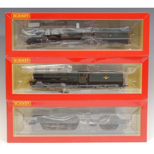 6267 - Hornby Model Railways - R3205 BR 4-6-0 Class 4900 'Rood Ashton Hall' locomotive, 00 gauge, boxed and... 