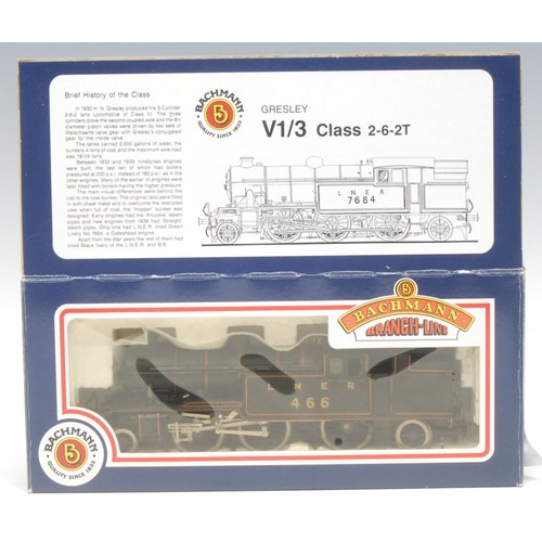 6079 - Bachmann Branch-Line Model Railways - 32-200DC 8750 Pannier Tank 9759 BR Black Late Crest locomotive... 