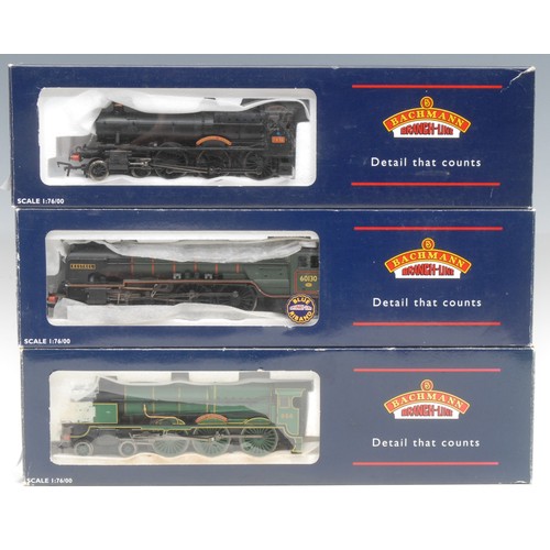 6060 - Bachmann Branch-Line Model Railways - 31-307 Manor 7813 'Freshford Manor' BR Black E/Emblem locomoti... 