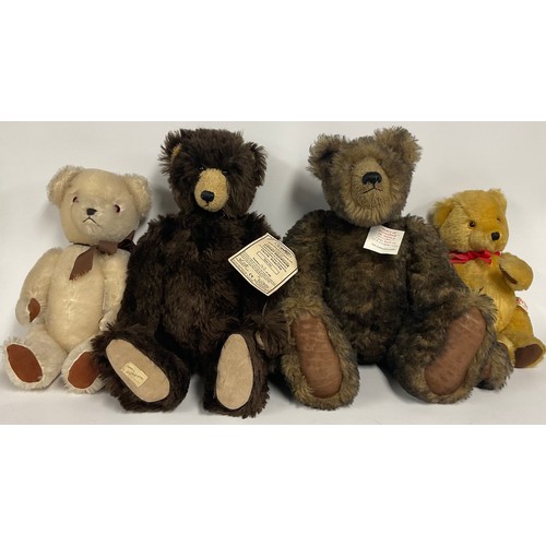 6393 - Teddies Bears - a Deans Rag Book Co ltd Artist Showcase limited edition bear, designed by Frank Webs... 