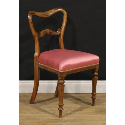 2321 - A Victorian rosewood harlequin suite of eight dining chairs, composed of two sets of four, each with... 