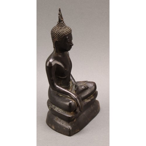 1314 - Chinese/Burmese School (early 20th century), a bronze Buddha, seated in meditation, 20cm high