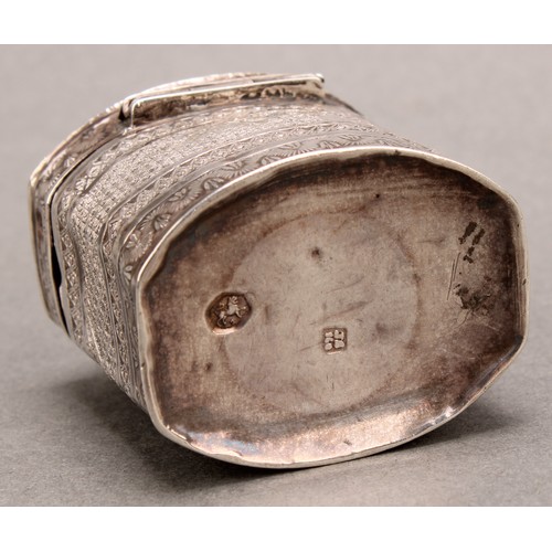 1004 - An early 19th century Dutch silver canted rectangular peppermint box, hinged domed cover, chased thr... 