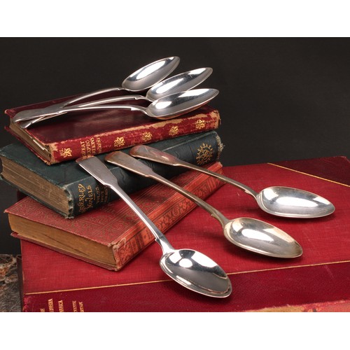 912 - A set of six George IV silver dessert spoons, 17cm long, Richard Poulden, London 1821, 264.5g