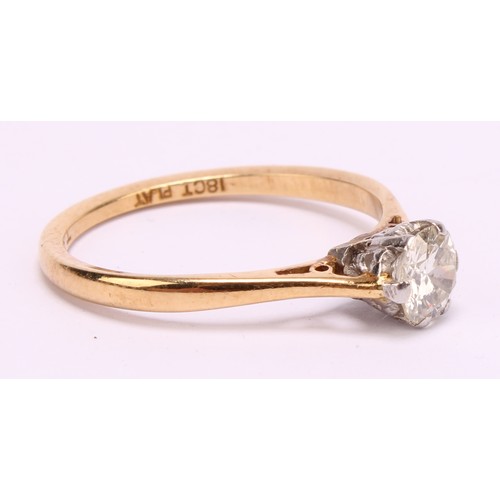 1250 - An 18ct yellow gold and platinum approx. 0.50ct 1/2 carat solitaire round brilliant cut diamond ring... 