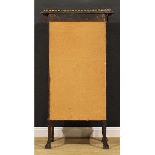 1517 - An Arts & Crafts period mahogany and marquetry pier display cabinet, oversailing rectangular top wit... 