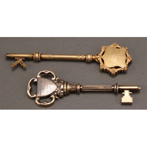 1084 - Copoclephily - a George V silver-gilt and enamel presentation key, Pudsey Mechanics Institute Extens... 