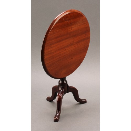 2351 - Miniature Furniture - a Victorian mahogany and oak tripod occasional table, circular tilting top, tu... 