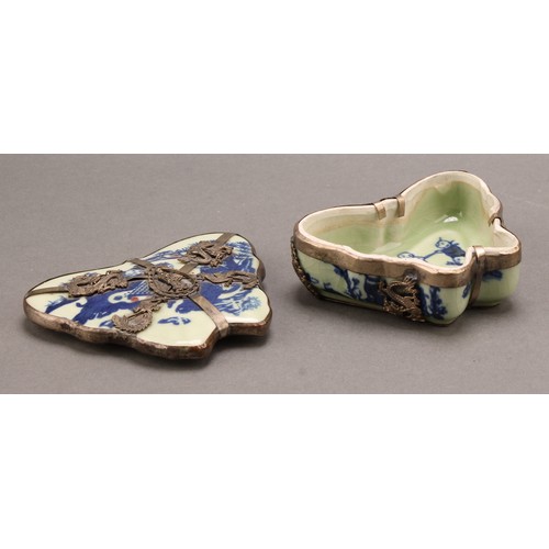 1287 - A 19th century Chinese ceramic and silver metal mounted pill box, of butterfly form, the cover paint... 