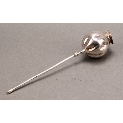 1055 - An Elizabeth II silver model, of a poppy seed pod and stem, naturalistically modelled, screw thread ... 