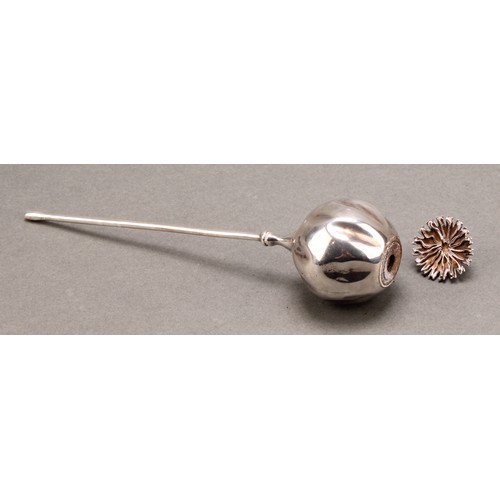 1055 - An Elizabeth II silver model, of a poppy seed pod and stem, naturalistically modelled, screw thread ... 