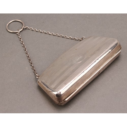 812 - A George V silver evening purse, engine turned in bands, 12cm wide, Birmingham 1919