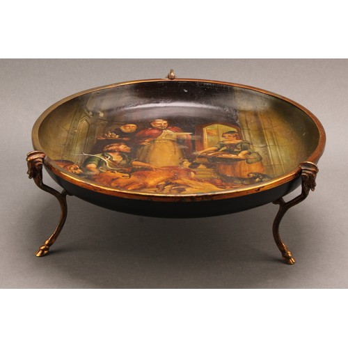 2337 - An early 19th century papier mache dish on stand, in the manner of Henry Clay, hand-painted with a d... 