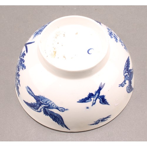 163 - A Worcester Birds in Branches pattern circular bowl, transfer printed in tones of underglaze blue, 1... 