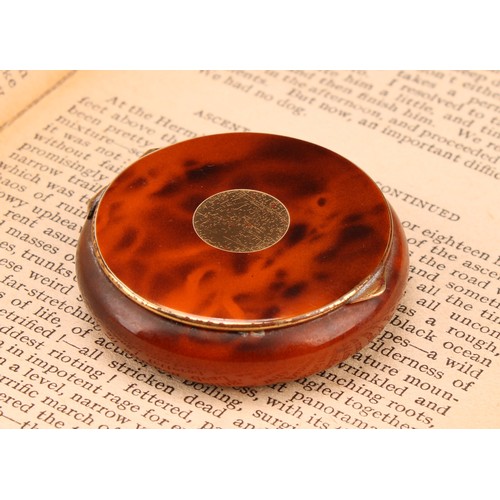 1405 - Vintage Fashion and Luxury Goods - a Gucci faux tortoiseshell circular rouge box or compact, hinged ... 