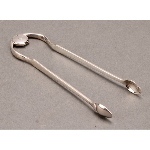 660 - A pair of George III silver sugar tongs, sprung circular box pivot, 13cm long, maker RP?, c.1770