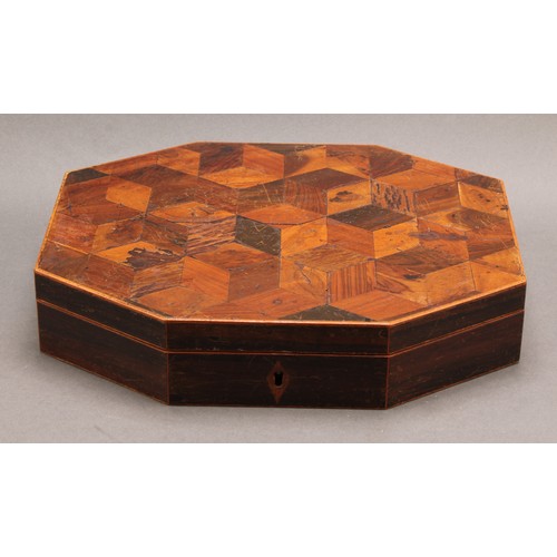 2334 - A George III parquetry octagonal playing card and counter box, hinged cover inlaid in the Tunbridge ... 