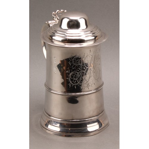 789 - A George III silver tankard, hinged domed cover with pierced thumbpiece, three-quarter girdle, S-scr... 