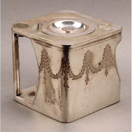 704 - Decorative Arts and Design - an early 20th century E.P.N.S Cube teapot, by Cube Teapots Ltd, Leicest... 