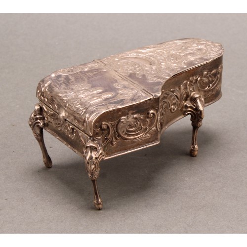 734 - A Continental silver novelty table snuff box, as a grand piano, hinged covers, 9m long, import marks... 